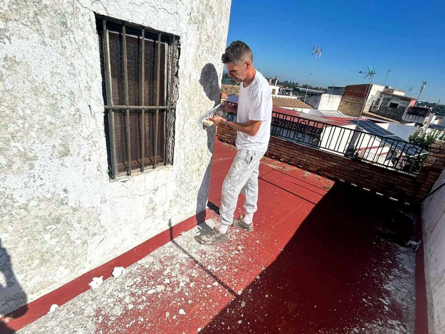 6-jose-angel-pintor-pintura-interior-fachadas-impermeabilizacion-azoteas-viviendas-sevilla.jpg